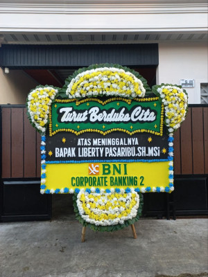 Papan Bunga Duka di Banyuke Hulu