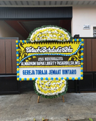Papan Bunga Duka di Banyuke Hulu